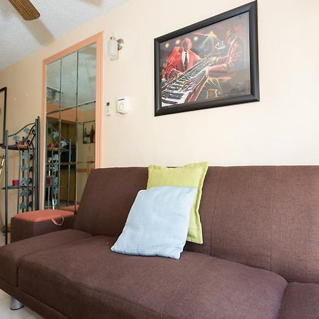 Cozy Accommodations คิงส์ตัน ภายนอก รูปภาพ